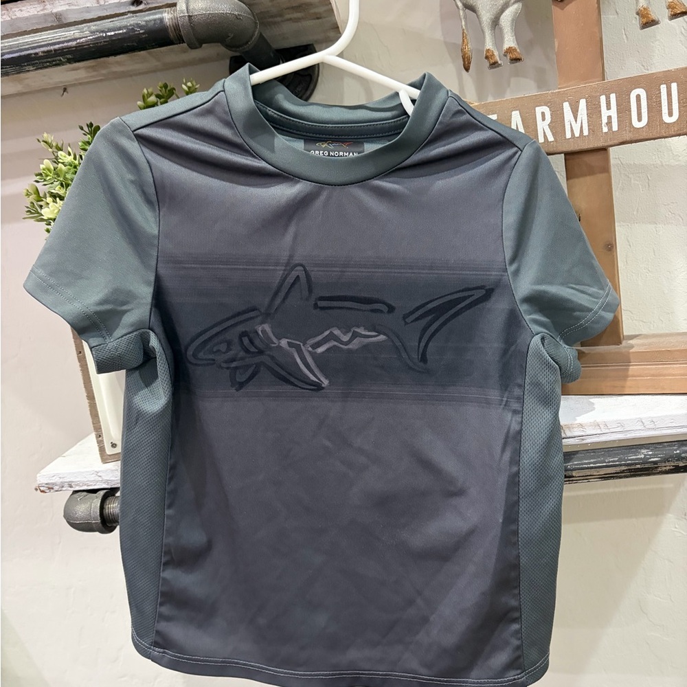 Greg Norman Collection Kids Shark Graphic Gray Tee
